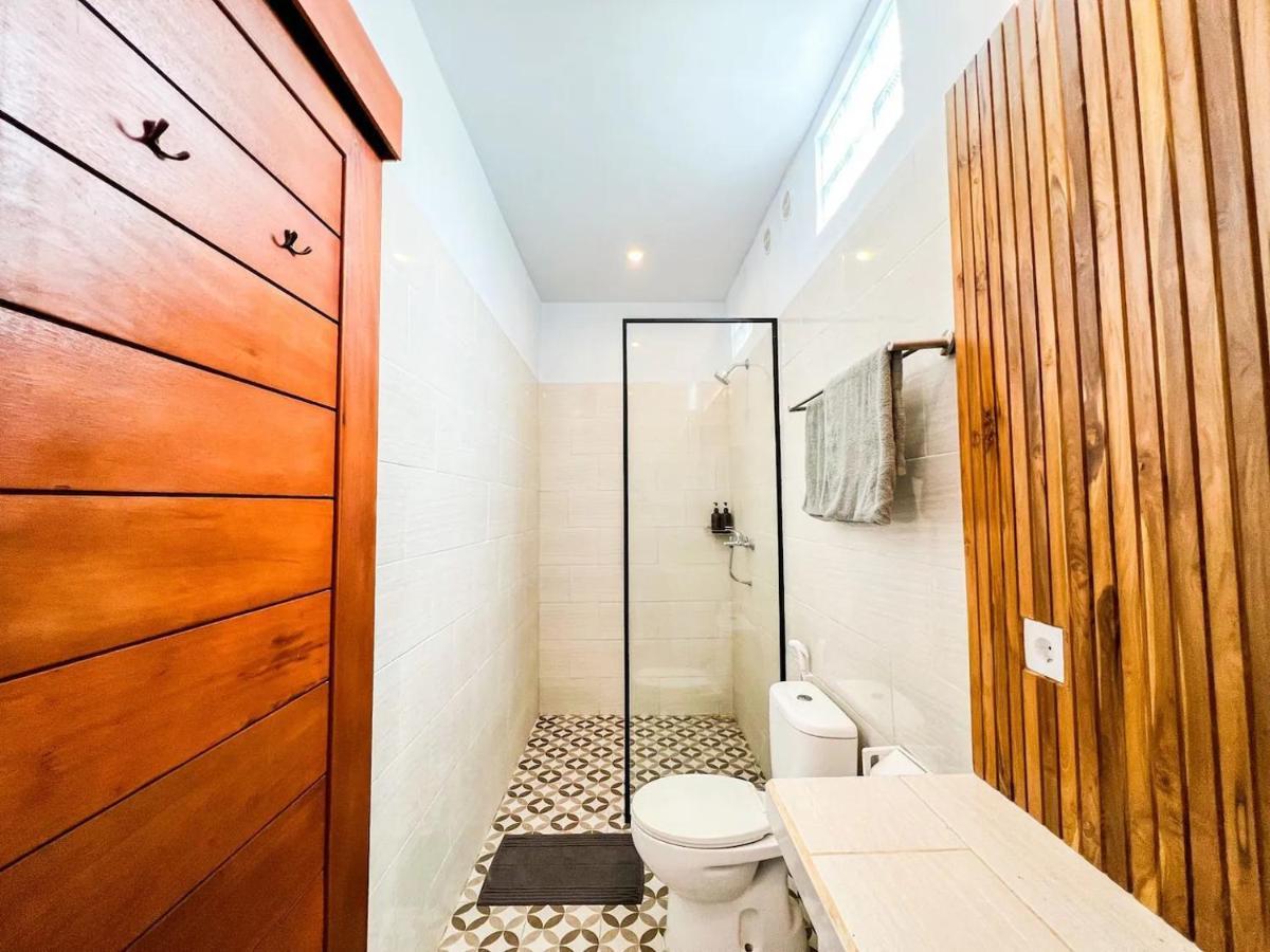 Island Boy Guest House Canggu Dış mekan fotoğraf